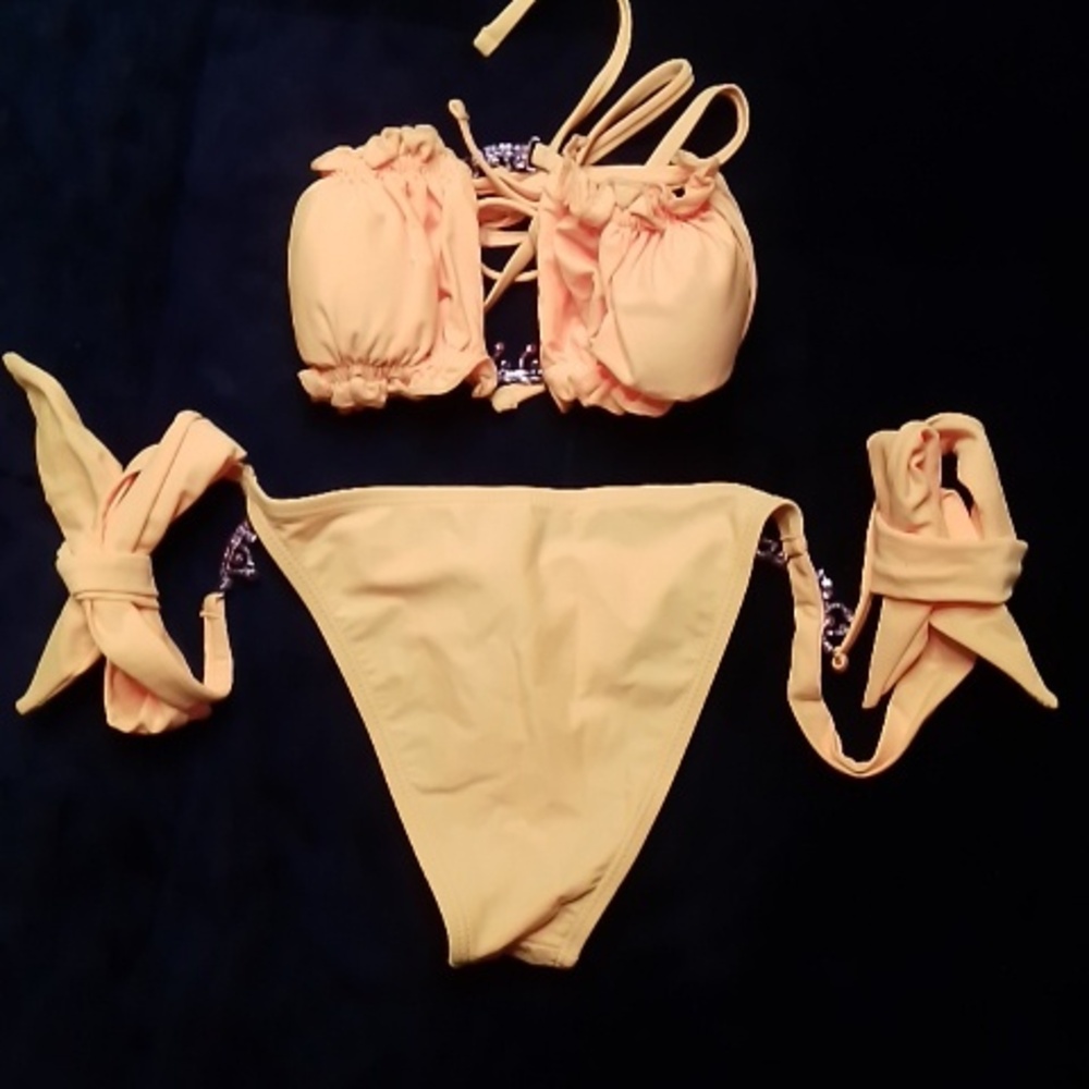 Women's swimsuit tie side bottom